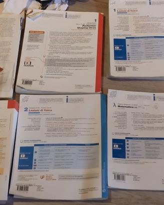 Libri di testo Liceo socio- economici