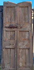 Portone antico in legno 