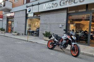 KTM 890 Duke R my20
