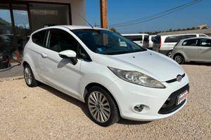 Ford Fiesta 1.2 82CV 3 porte Titanium