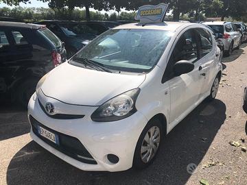 Toyota Aygo 1.0 12V VVT-i 5 porte Active Connect