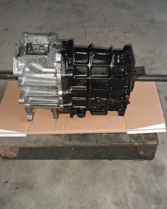 Cambio revisionato Land Rover 90 Defender 300 TDI