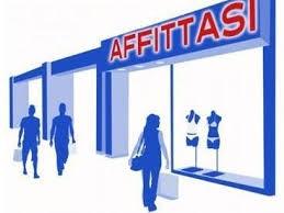 LOCALI COMMERCIALI VARI TAGLI FRONTE STRADA TECCHI