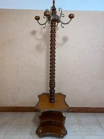 Appendiabiti da terra vintage in legno