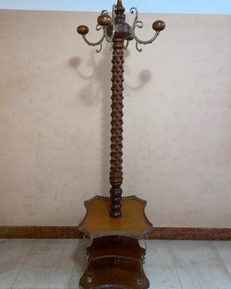 Appendiabiti da terra vintage in legno