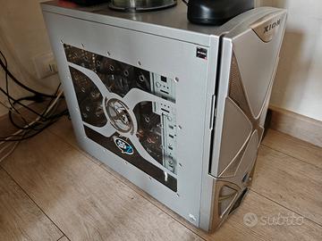 Pc Ryzen 5 + monitor + tastiera e mouse