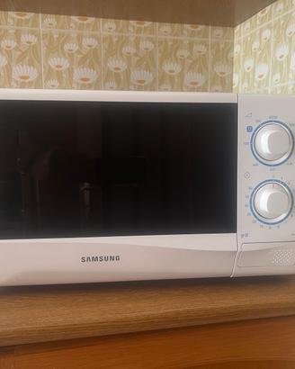 Microonde Samsung GW712K