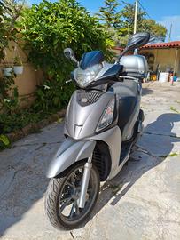 Kymco People 300 GTI 2016 EURO4