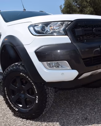 Ford Ranger 4X4 WILDTRAK CABINA RIALZATA - GANCIO 