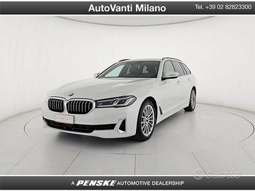 BMW Serie 5 540d Touring mhev 48V xdrive Luxu...