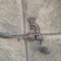 Macchinetta per preparare cartucce per cacciatori