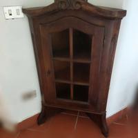 Angoliera rustica in legno