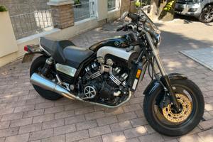 Yamaha Vmax versione America