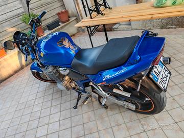 Suzuki Bandit 2001