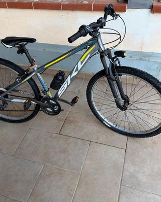 Bicicletta Mountain Bike SKL Excursion
