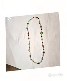 Collana realizzata a mano con perle in vetro di Mu