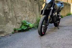 KTM 690 SM (2010) - Soli 36.902 km