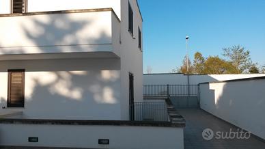 Trilocale con posto auto e ampio spazio esterno