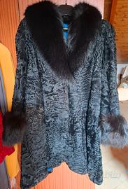 PELLICCIA IN PERSIANO NERO – MODELLO VINTAGE