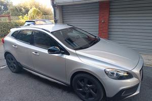 volvo v40 cross country 2.0 d3 (leggere annuncio)