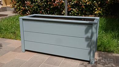 Fioriere su misura e colore personalizzato 