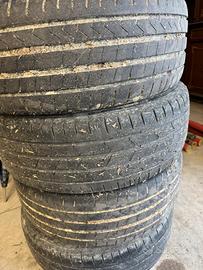 Cerchi classe b gommati