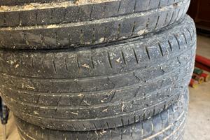 Cerchi classe b gommati