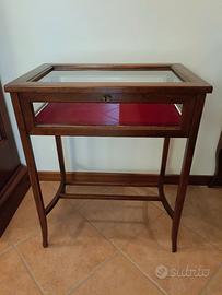 Tavolino bacheca in legno massello