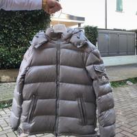 Moncler maya