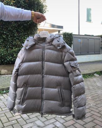 Moncler maya