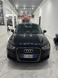 Audi A1 2013 1.6 TDI (66 kW)