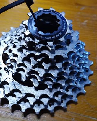 Pacco pignoni SHIMANO Ultegra 11V