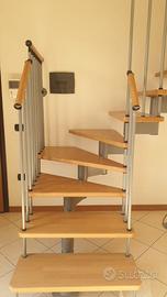 Scala in ferro e legno