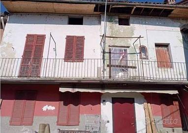 Immobile in asta di 129 m² con 2 locali a Gambolò