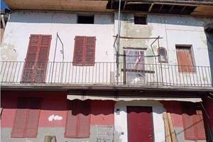 Immobile in asta di 129 m² con 2 locali a Gambolò