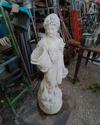 Statua