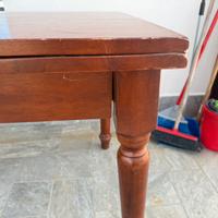 Tavolo in legno 140x80
