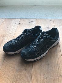 Scarpe da ginnastica Nuove taglia 43