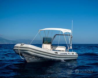 Gommone BSC +motore 40 cv Possibilità posto barca