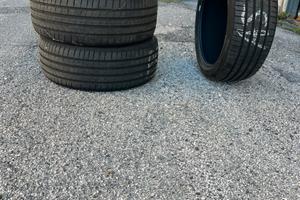 4 ruote estive  Hankook r18 225/40