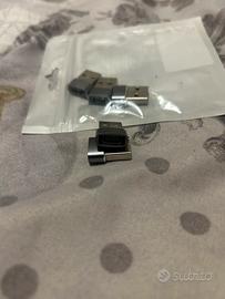 Cavo HDMI e adattatori USB c - USB a