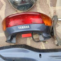 Yamaha Majesty 250 anno 2006 ricambi