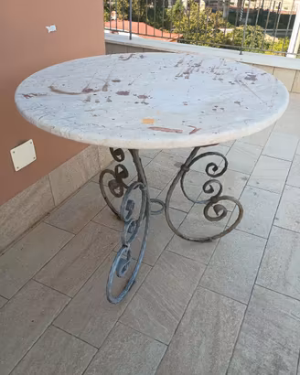 tavolo in ferro battuto pieno