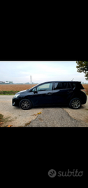 Toyota verso 2.0 d4d