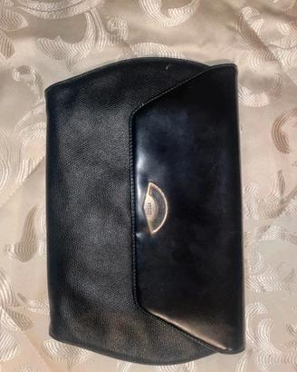 pochette Vogue in pelle verniciata