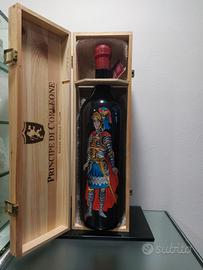 Bottiglia da collezione con disegno del guerriero