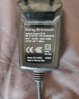 Caricabatterie originale Sony Ericsson CST-20 