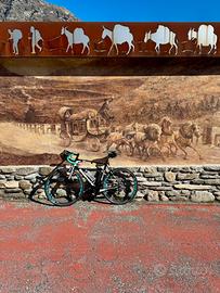 Bici da corsa bianchi intenso