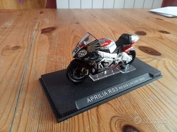 Aprilia RS3 Regis Laconi 2002 1/24