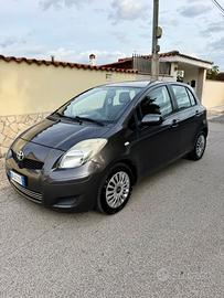 Toyota Yaris 1.3 5 porte Sol